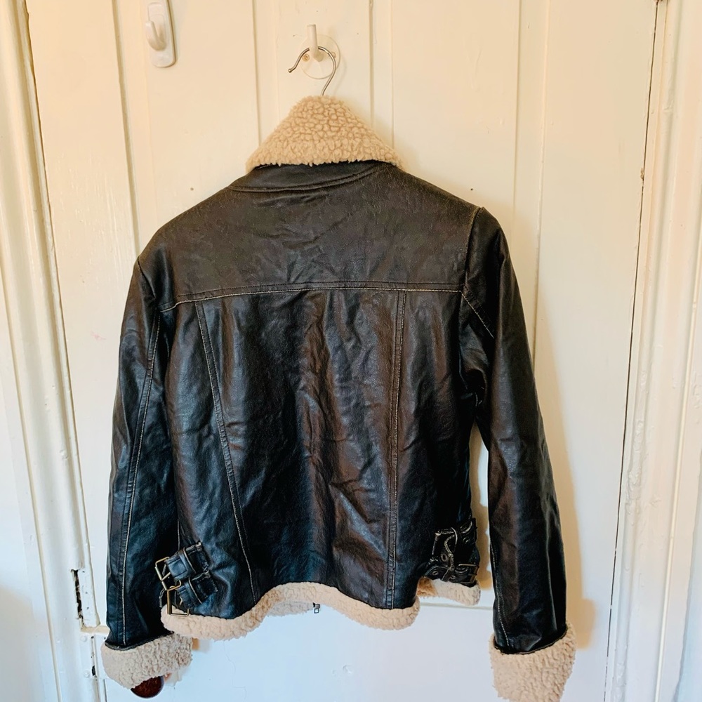 Black Leather Jacket With Shearling Lining - image 7